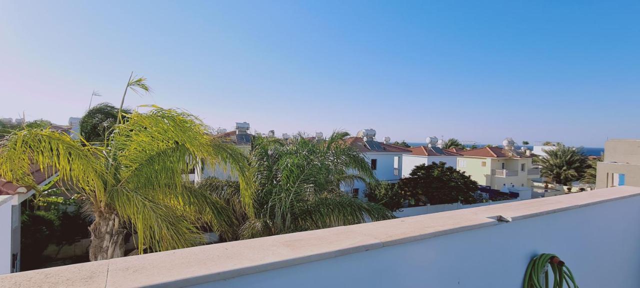 Stay Trinity Beach Apts Paralímni Eksteriør bilde