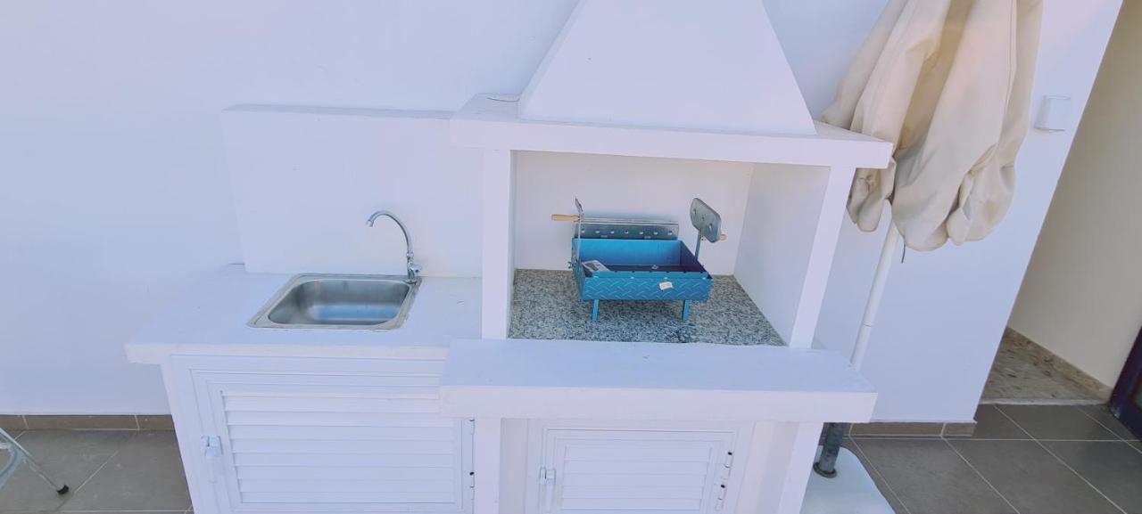 Stay Trinity Beach Apts Paralímni Eksteriør bilde