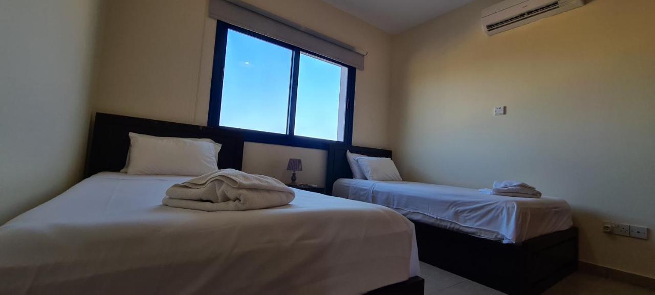 Stay Trinity Beach Apts Paralímni Eksteriør bilde