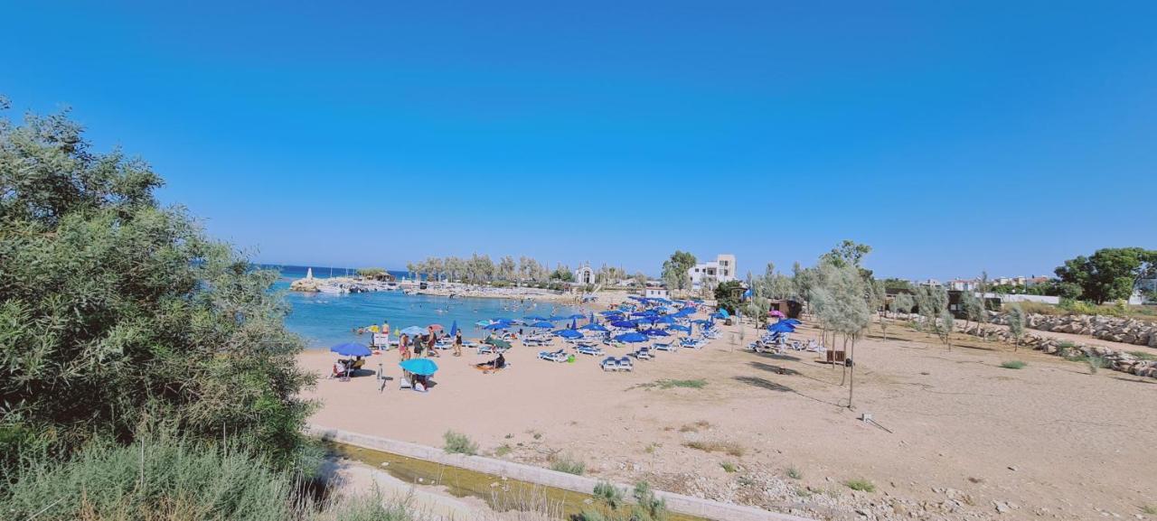 Stay Trinity Beach Apts Paralímni Eksteriør bilde