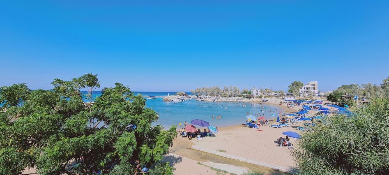 Stay Trinity Beach Apts Paralímni Eksteriør bilde